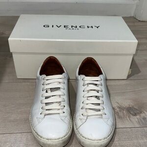 Givenchy Women’s Urban Street Classic White Sneakers